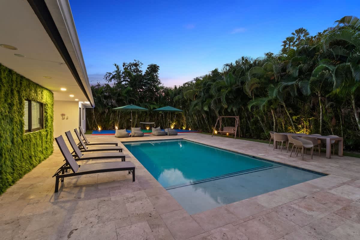 Amazing Villa~Heated Pool~Pickleball — Miami, FL — vacation rental
