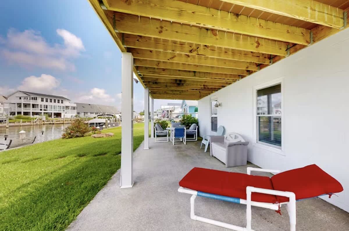 Waterfront Retreat at Keenwick on the Bay