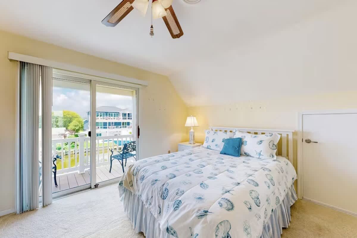 Waterfront Retreat at Keenwick on the Bay