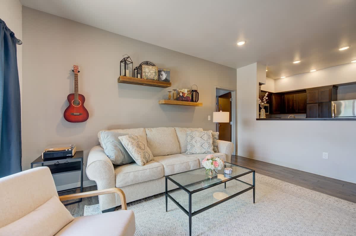 Breathtaking Mountain Views And Community Amenities - Luxurious Getaway - Bozeman, MT