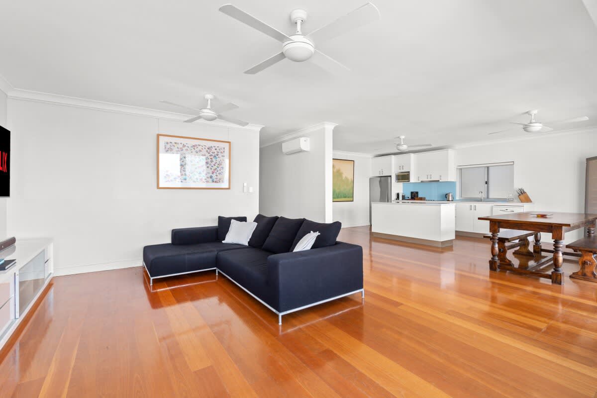 Beachfront luxury 3 beds with ocean view balcony - Photo 8