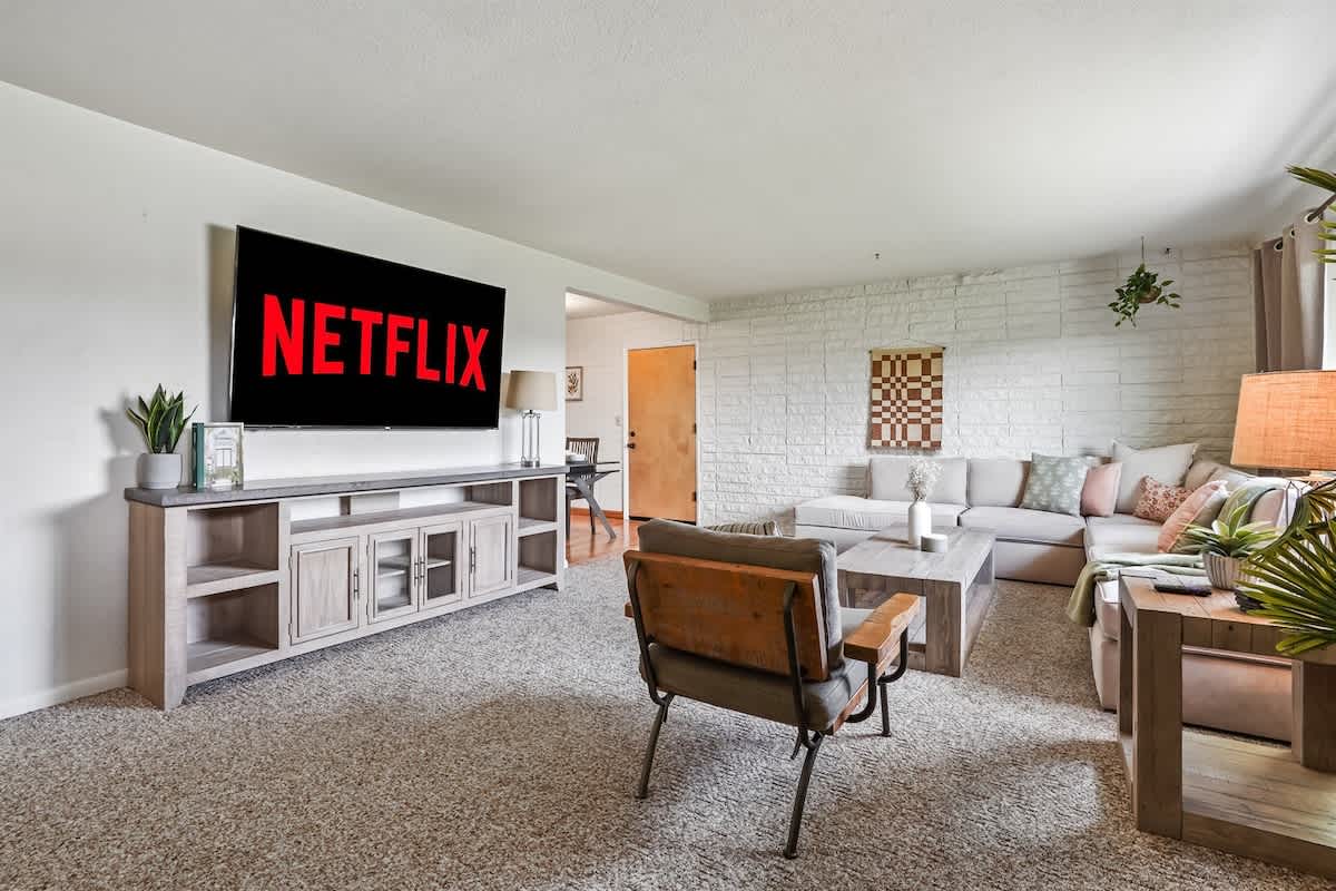 Tranquil Retreat 3BR Private Home with Game Room 3