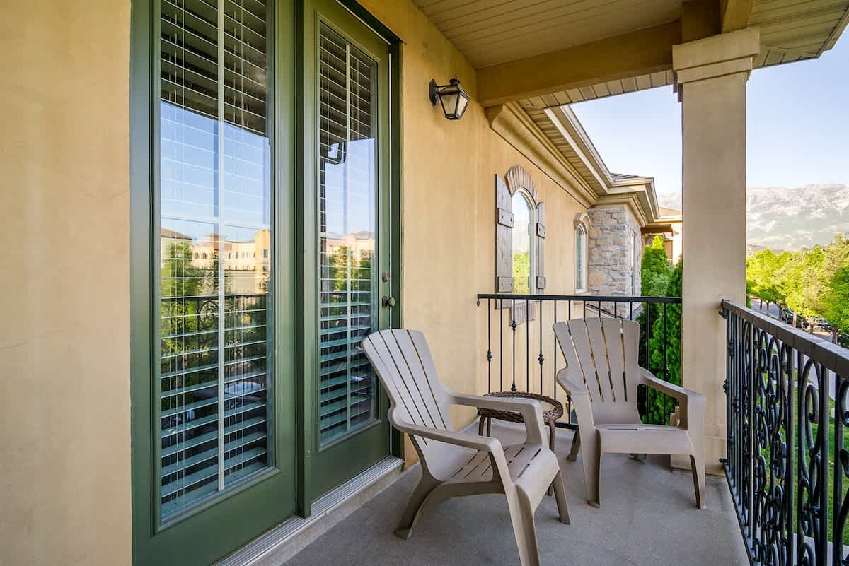 A La Mode Stunning 4 bedroom Orem Home 3