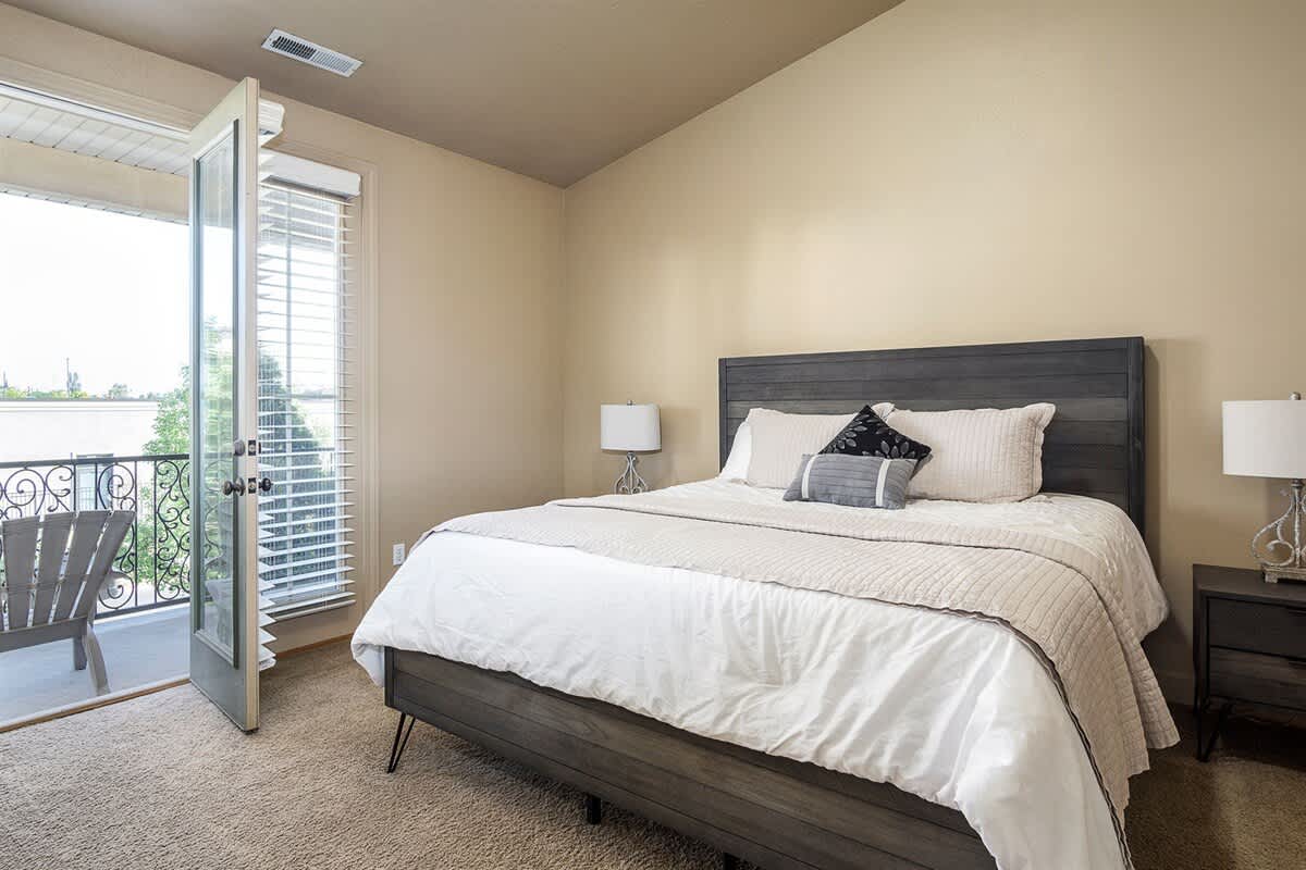 A La Mode Stunning 4 bedroom Orem Home 4