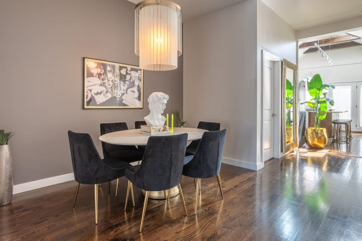 Duplex 3 Bed 2 Bath Apt Steps from Lincoln Square