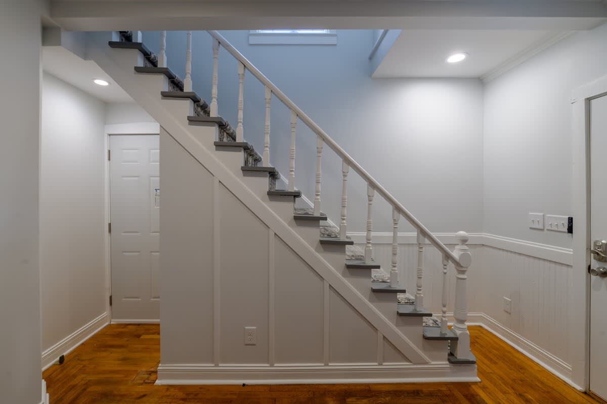 4 Guest Apt Steps to Journeyman & Downtown 3 Oaks - Picture 15
