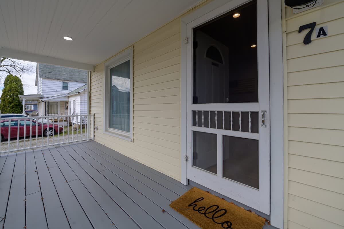 4 Guest Apt Steps to Journeyman & Downtown 3 Oaks - Picture 28