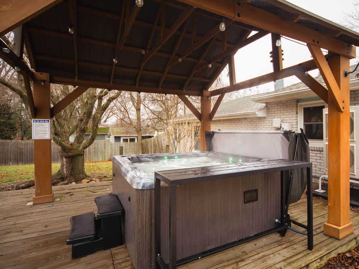 Vino Villa | Cozy Escape near Wineries & Lake