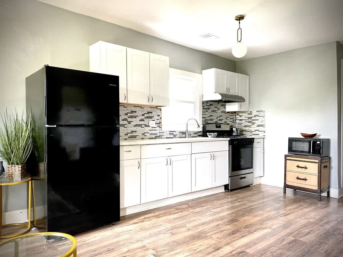 Cozy Old Chicago Style Retreat in Evanston — Evanston, IL — vacation rental