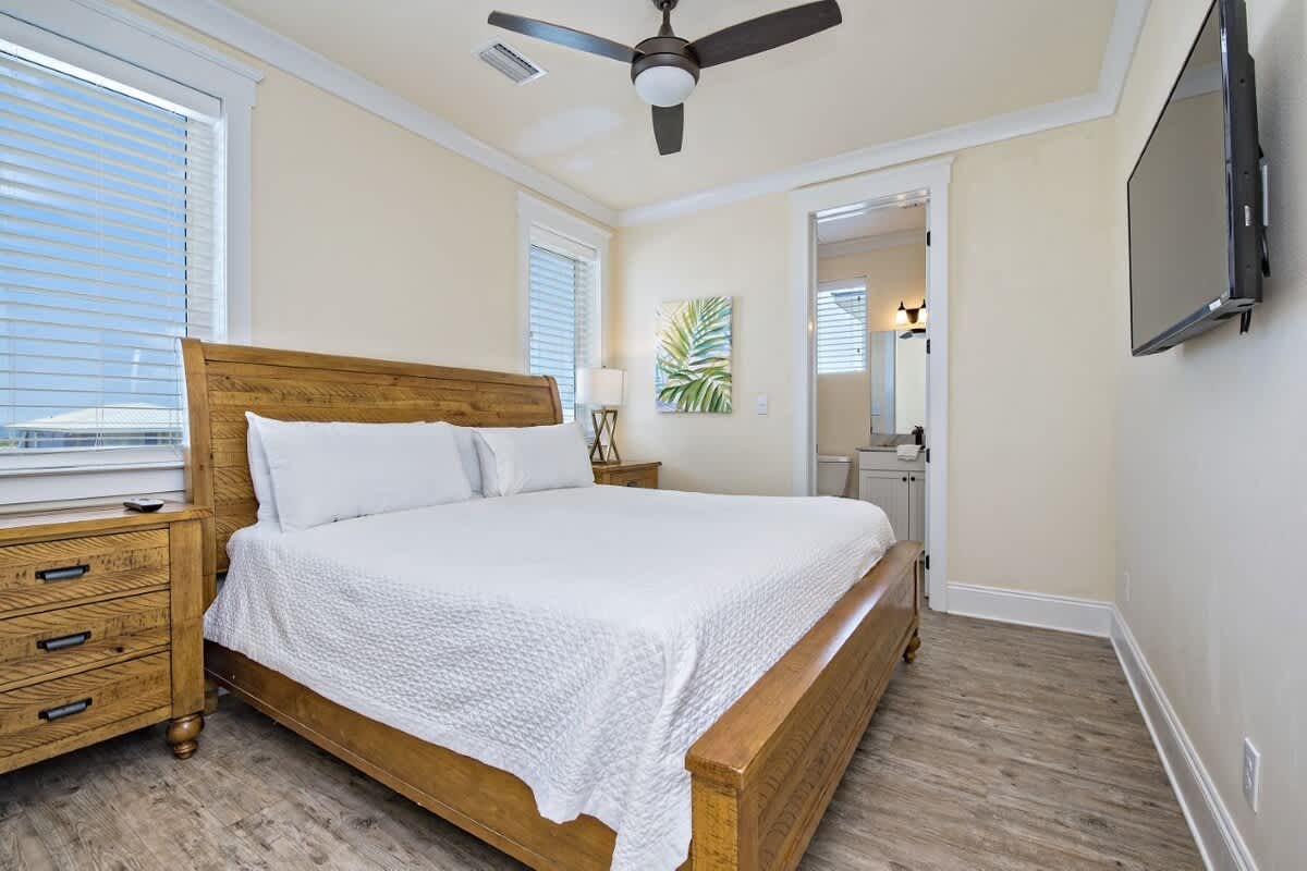 BeachFront 9Bed EasyBreezy East -  in Gulf Shores