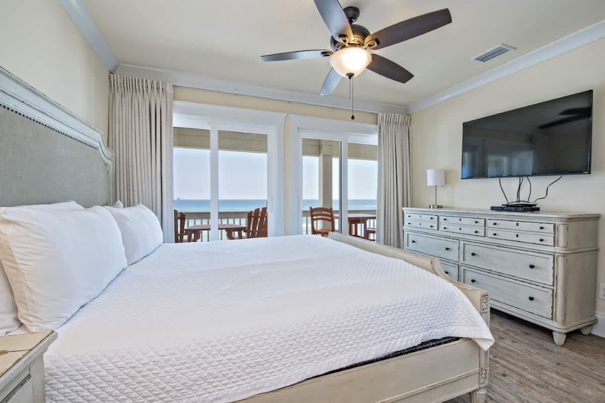 BeachFront 9Bed EasyBreezy West -  in Gulf Shores