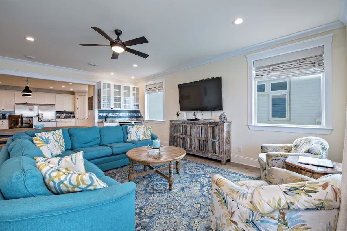 BeachFront 5Bed EasyBreezy East -  in Gulf Shores