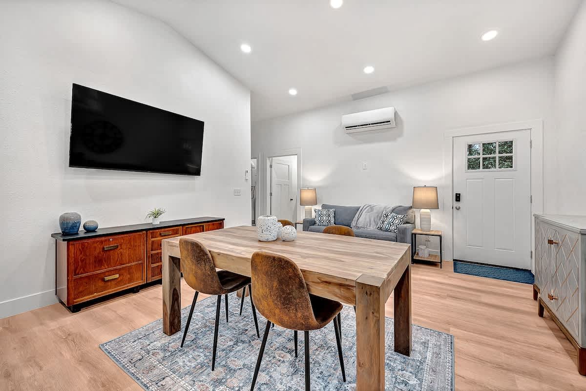 Optional Guest House- living room