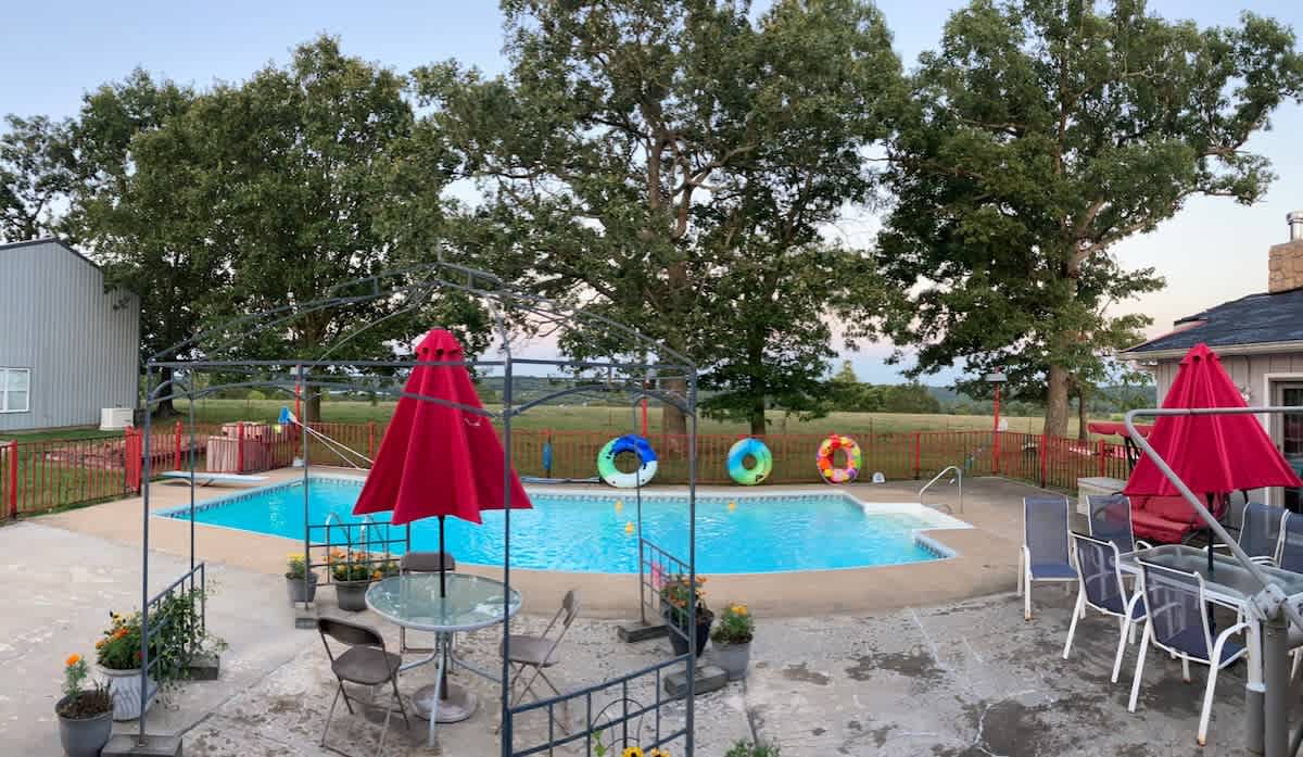 Pool / Mountain top pool/ backyard oasis. 
Pool is open Mid May - Oct 9th

