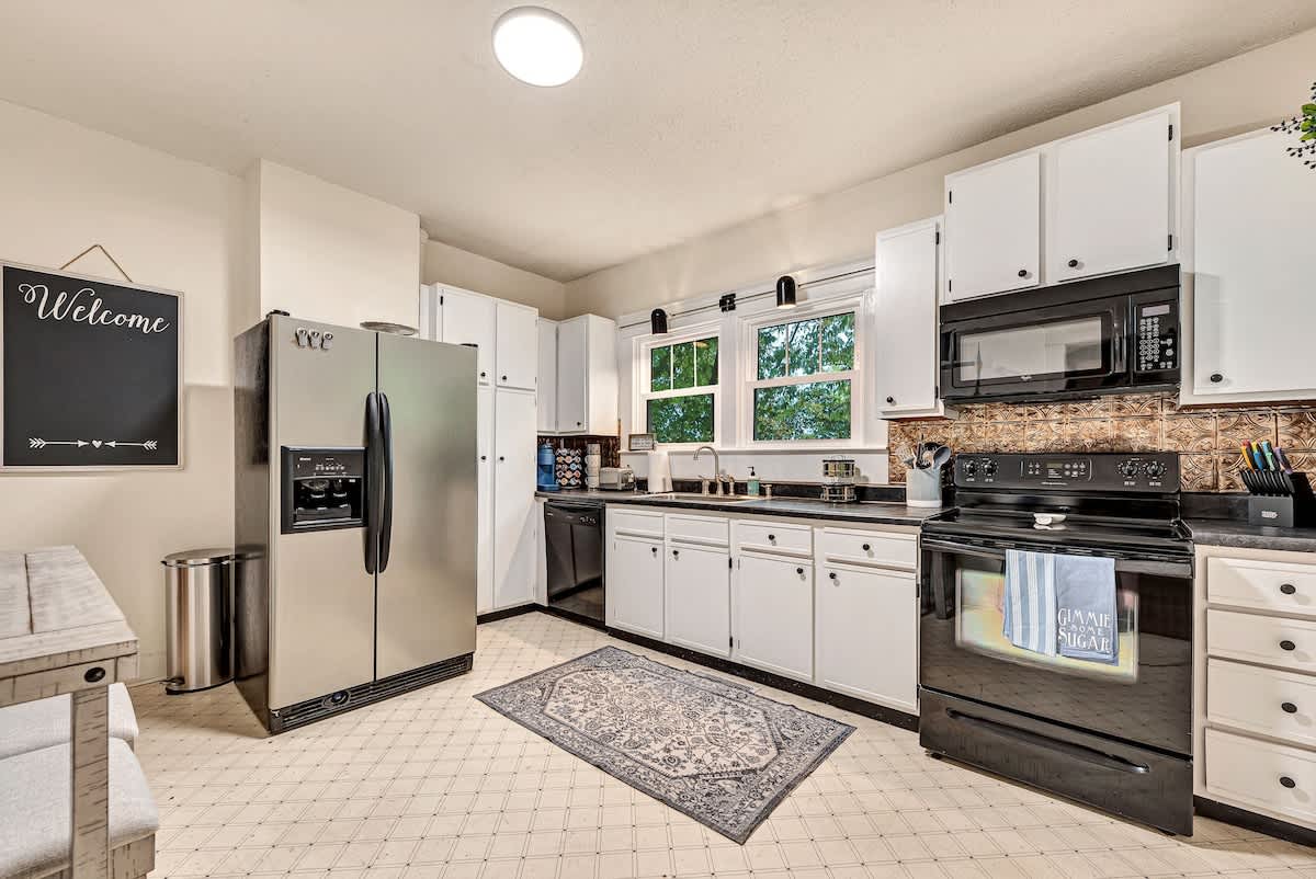 Indoors,Kitchen,Home Decor,Microwave,Oven