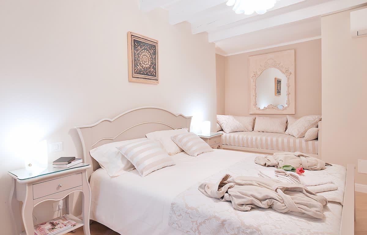 ☆Boutique Apartment- ANTICA TORRE☆ downtown — Verona, Veneto — vacation rental