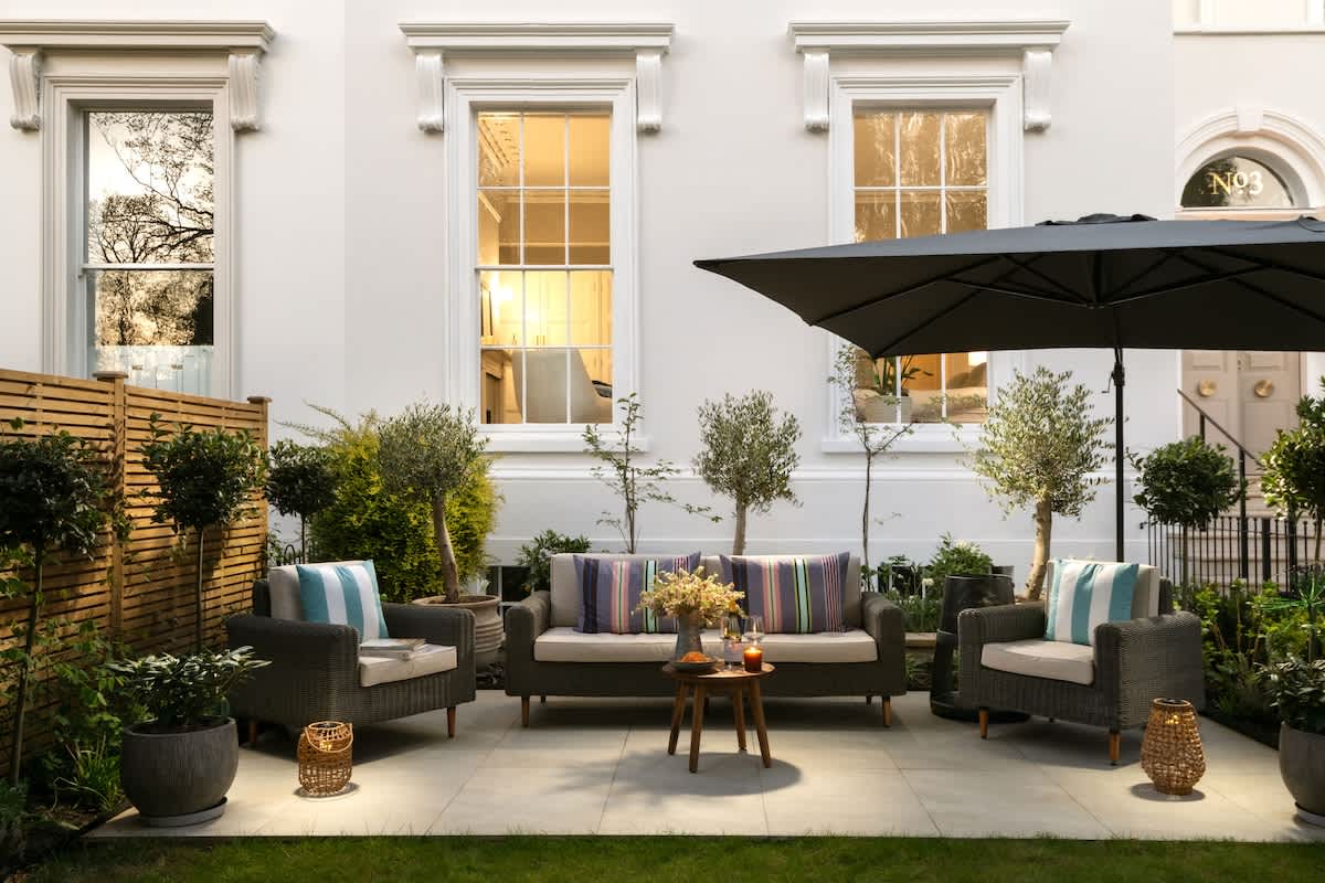 The Atelier  A Stylish Cheltenham Hideaway for 4 — Gloucestershire, England — vacation rental