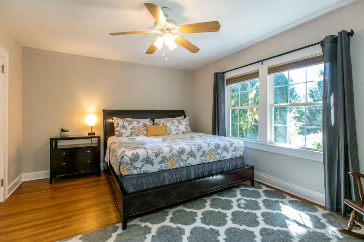 Roomy 5BR Bungalow w/ Backyard | Close to Downtown | Free Tickets