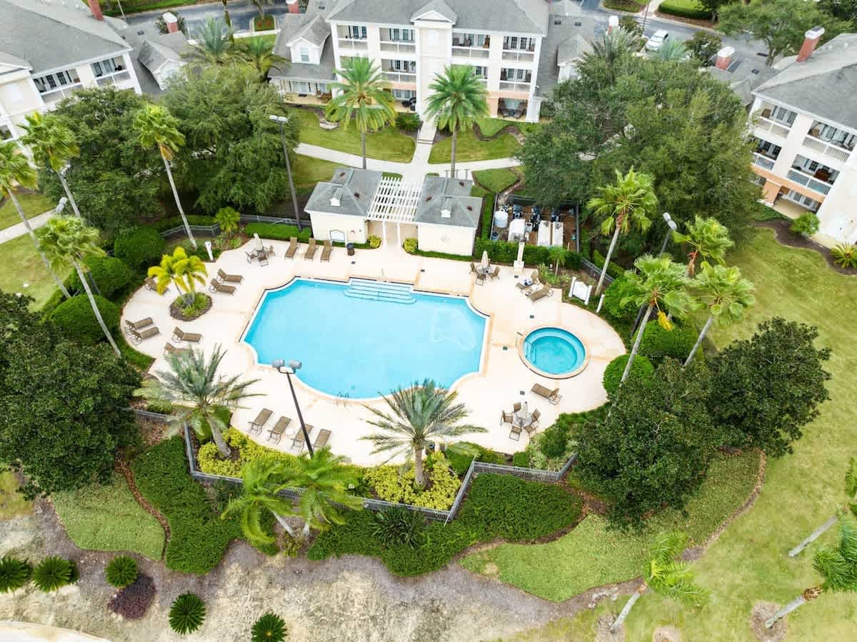 Wonderful condo to relax and recharge, close to Di 4