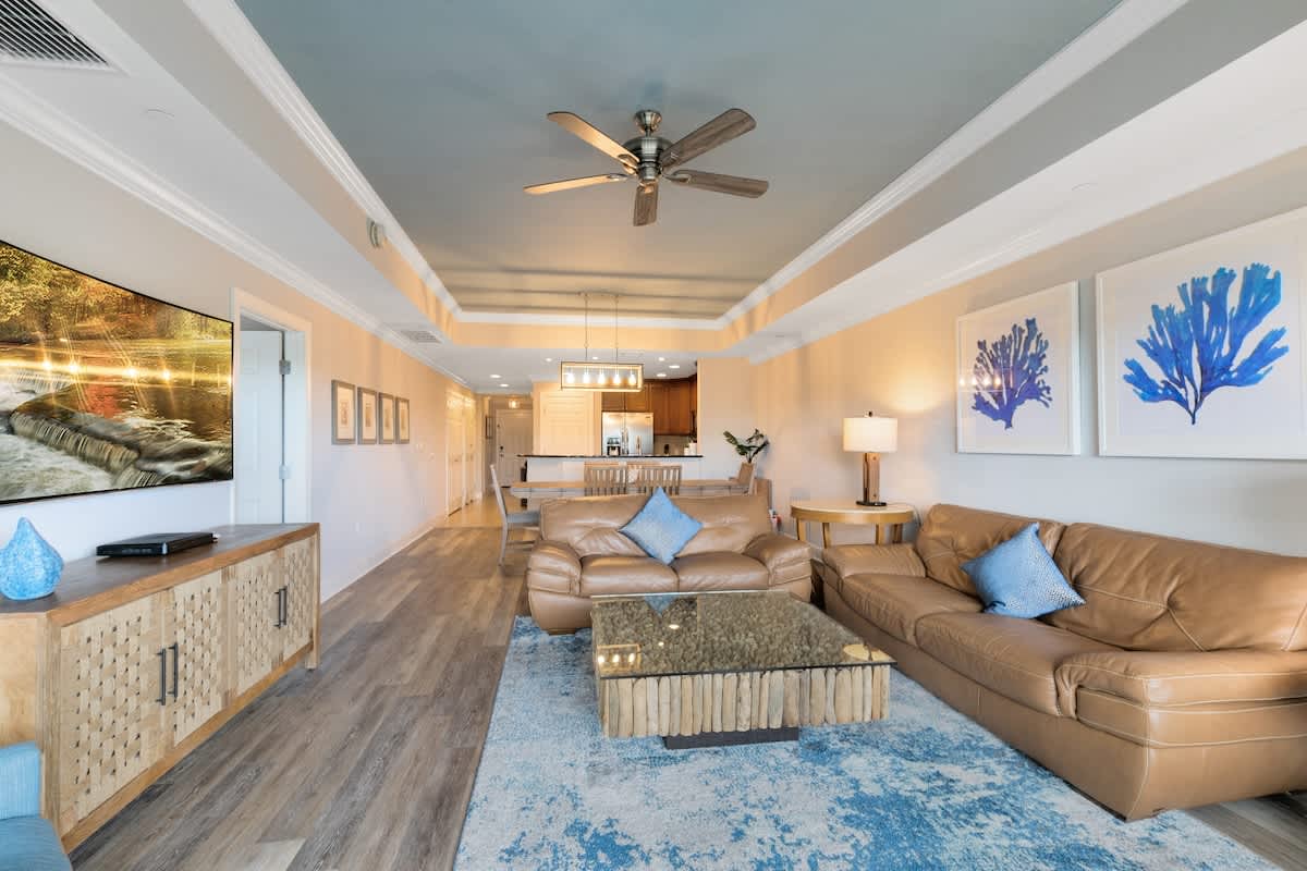 Inviting vacation spot at Reunion Resort close to 2
