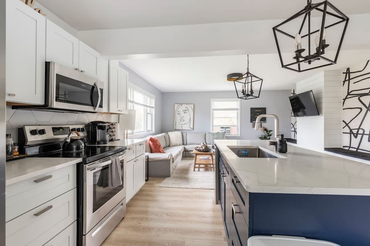Designer Home on South Hill with EV charger — Ithaca, NY — vacation rental