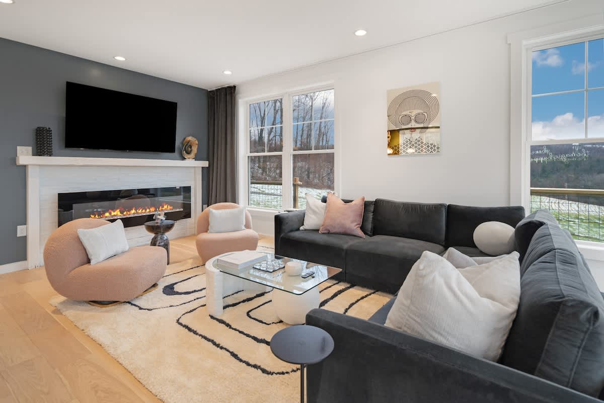 Hilltop- Luxury Home with views and a dog run — Newfield, NY — vacation rental