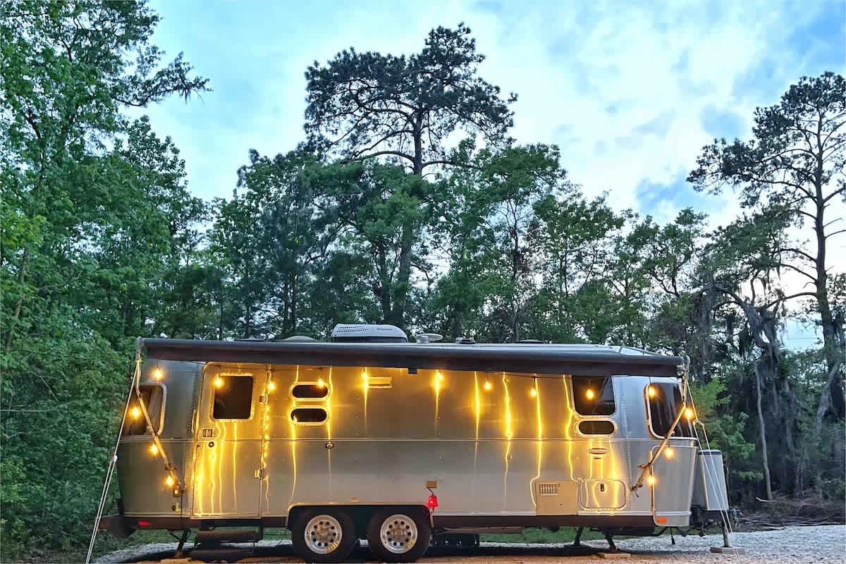 Chic Airstream Glamper Near Tybee & Savannah