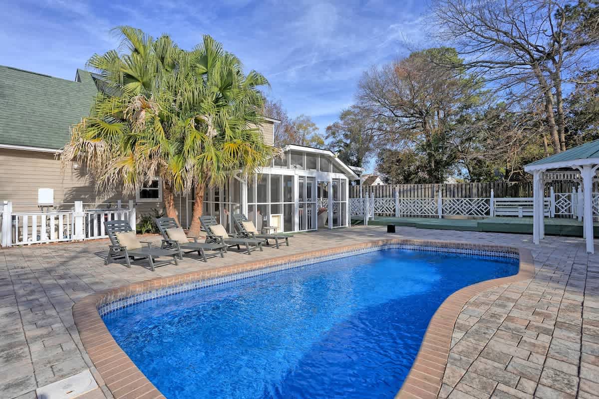 Family-Friendly House w/ Pool & Game Room