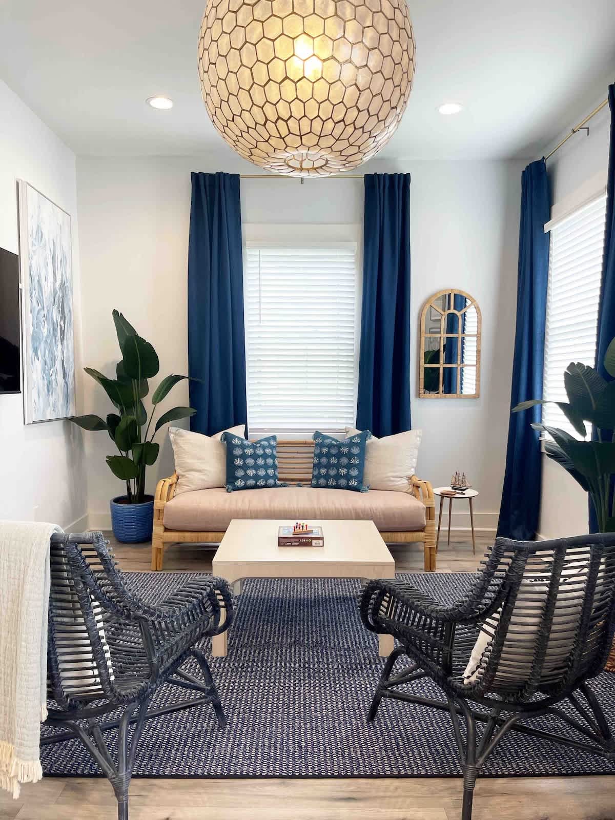 Stylish Savannah Retreat 3 Blocks from Forsyth