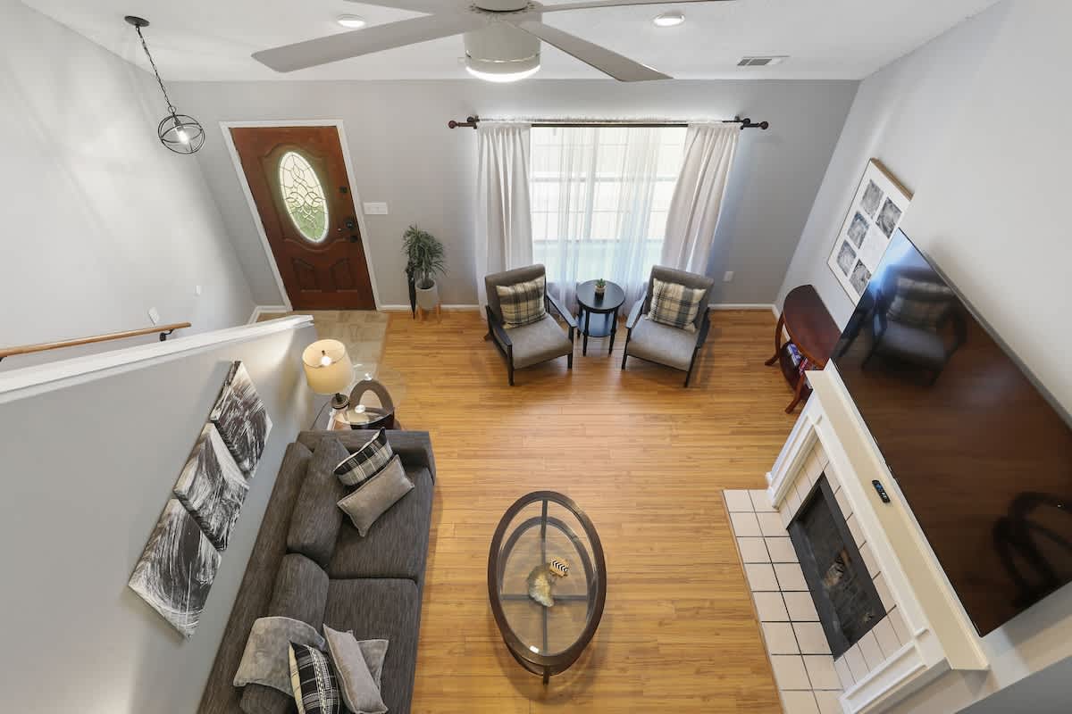 Dog-Friendly Midtown Home Near Downtown Savannah