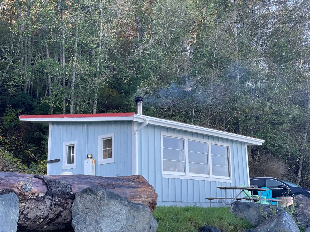 Jasper Inn Olympic Beach Cabin on the Strait of Juan De Fuca — Port Angeles, WA — vacation rental