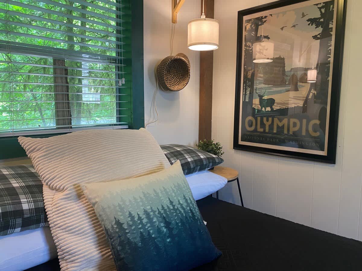 Outback Rustic Cabin near Olympic National Park — Forks, WA — vacation rental