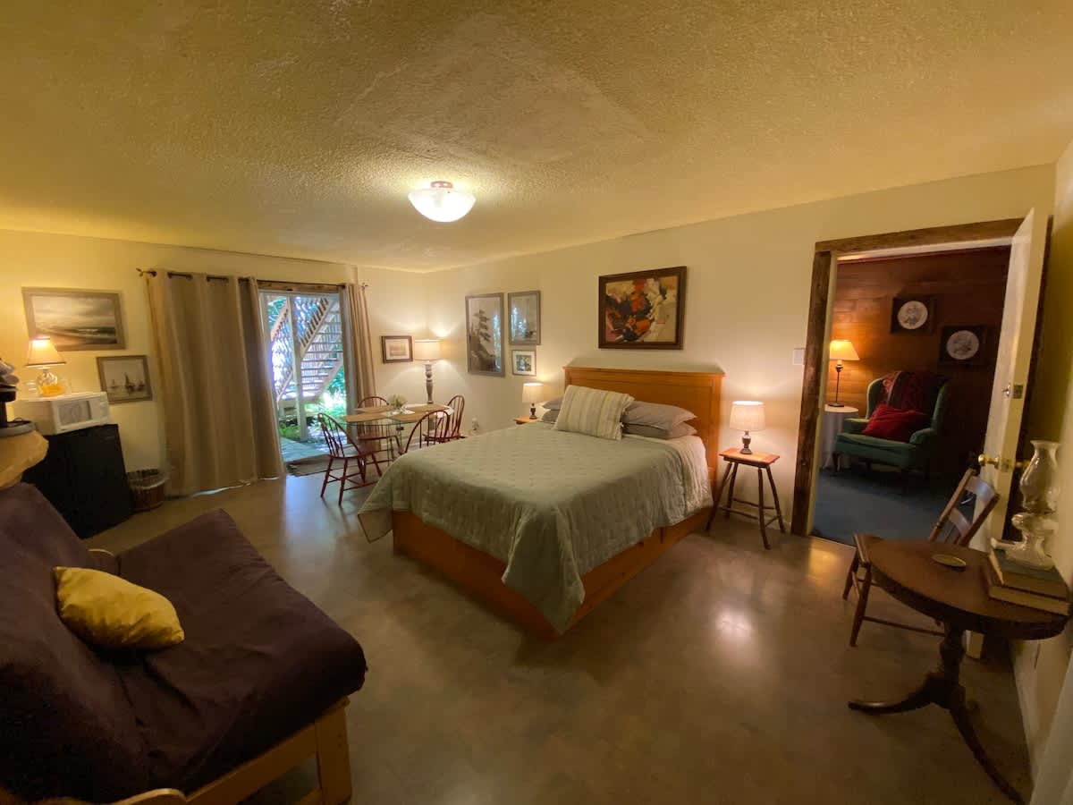 Cedar Suite near Olympic National Park — Forks, WA — vacation rental