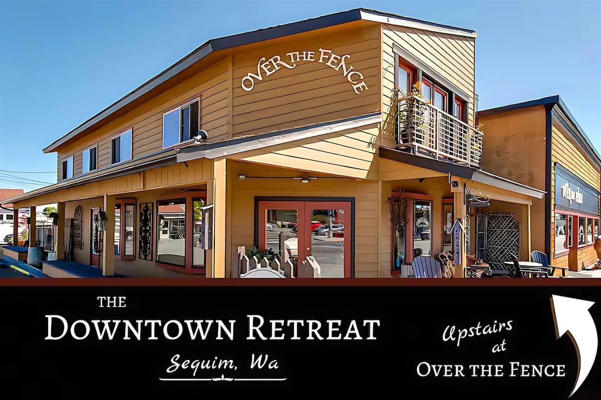 Downtown Retreat Penthouse in Sequim, Mtn Views — Sequim, WA — vacation rental