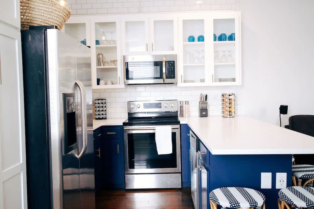 Riverwalk 118 - River & Battleship Views 6