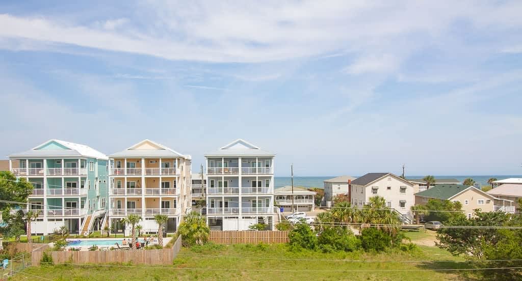 Stunning Harbor Views! Boat Slip, 2 King Bedrooms, 5