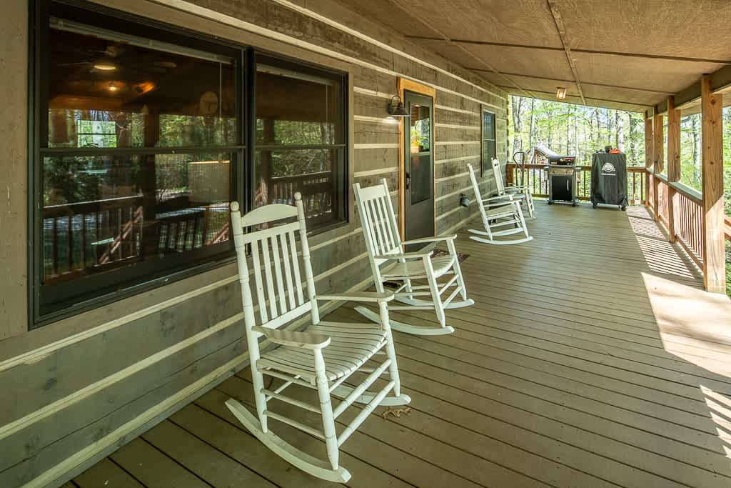 Grey Fox Cabin between Boone and Blowing Rock 2