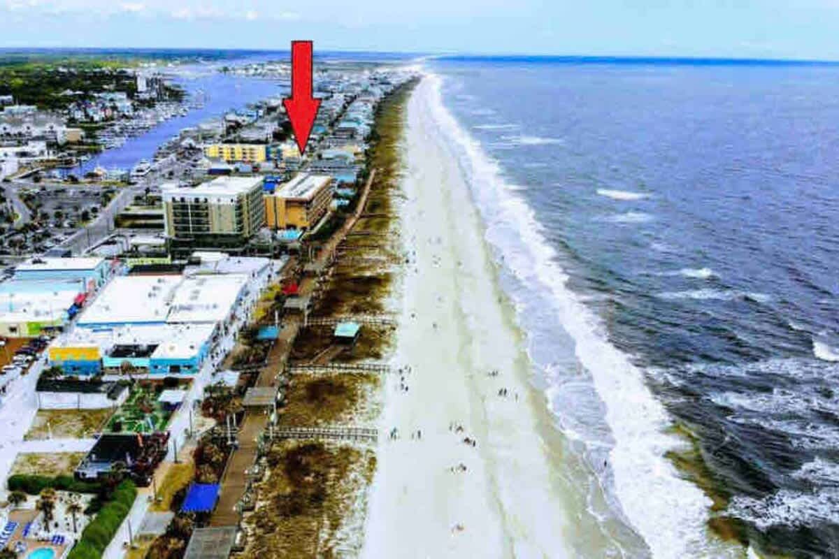 Cabana 213 on the Carolina Beach Boardwalk! 2