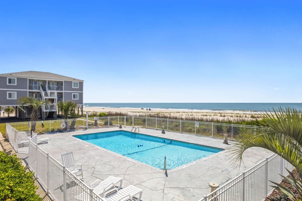 Fun times and tan lines! 5