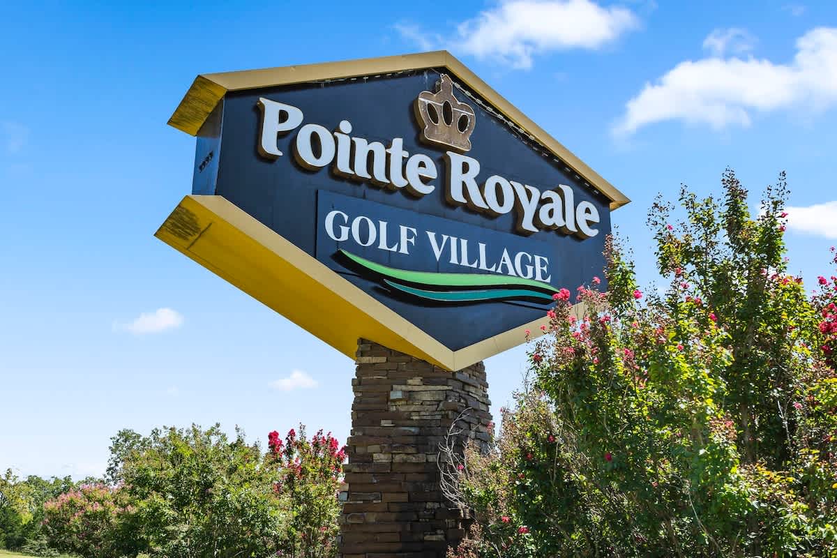Entrance to Pointe Royale Resort