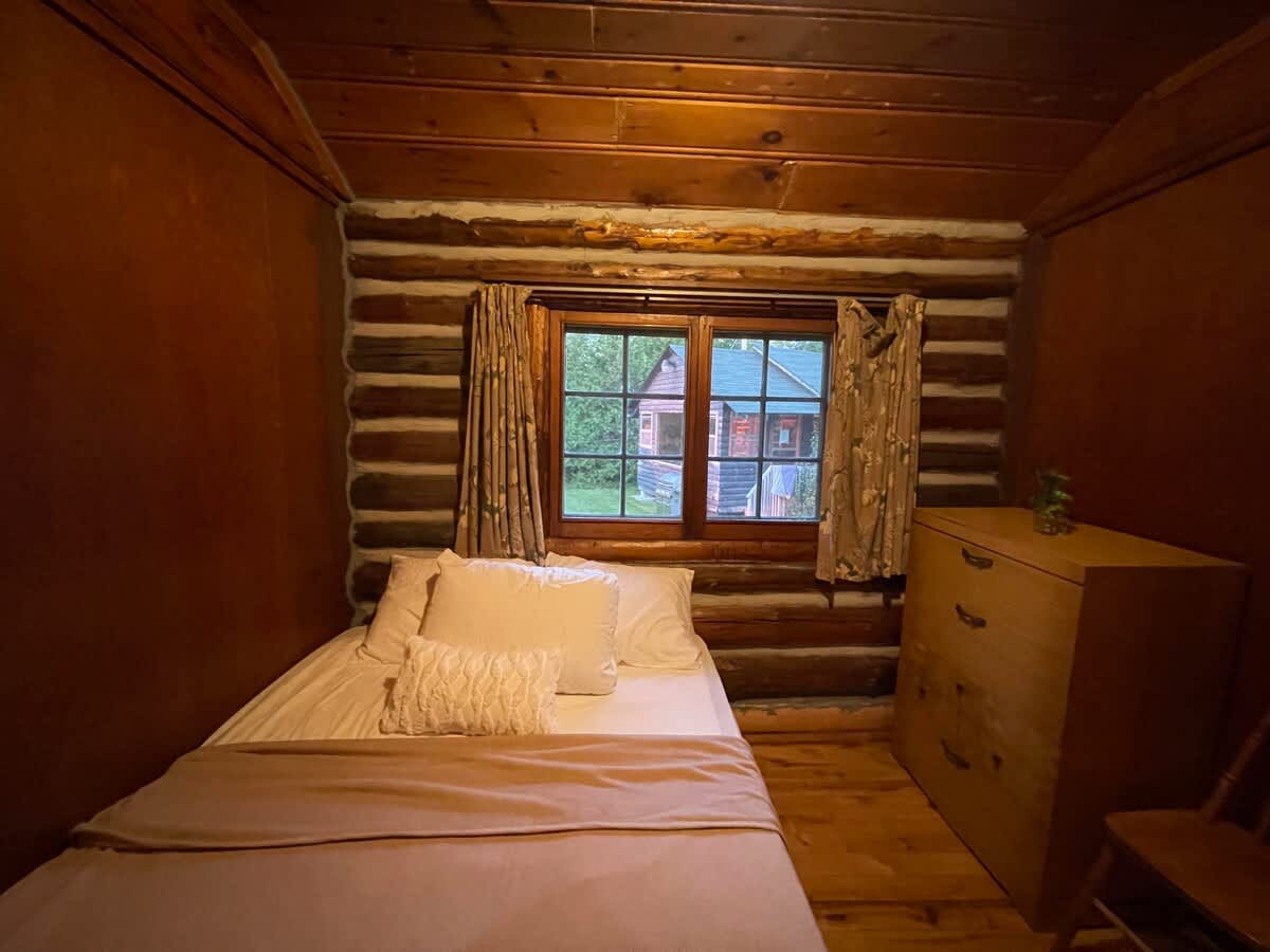 3-Bedroom Cottage #7 - Balsam Lake