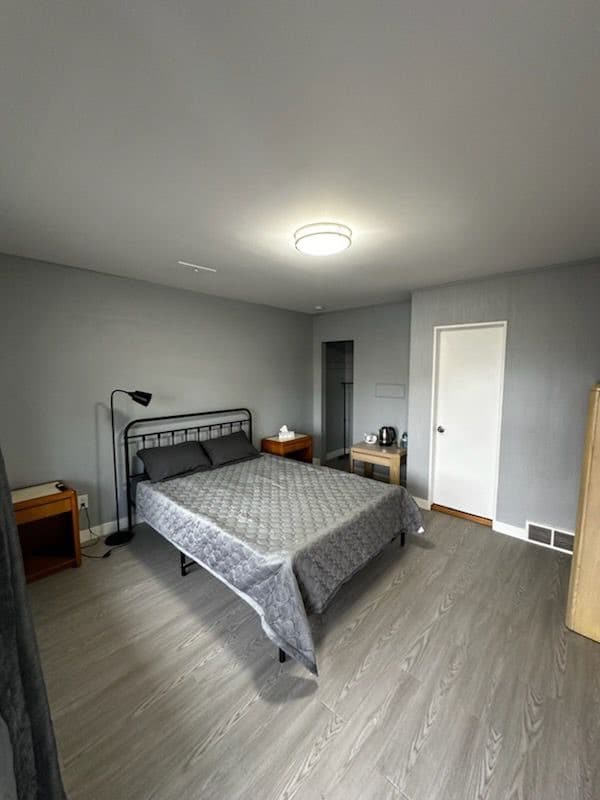 Niagara Falls 1-Bedroom Suite #18