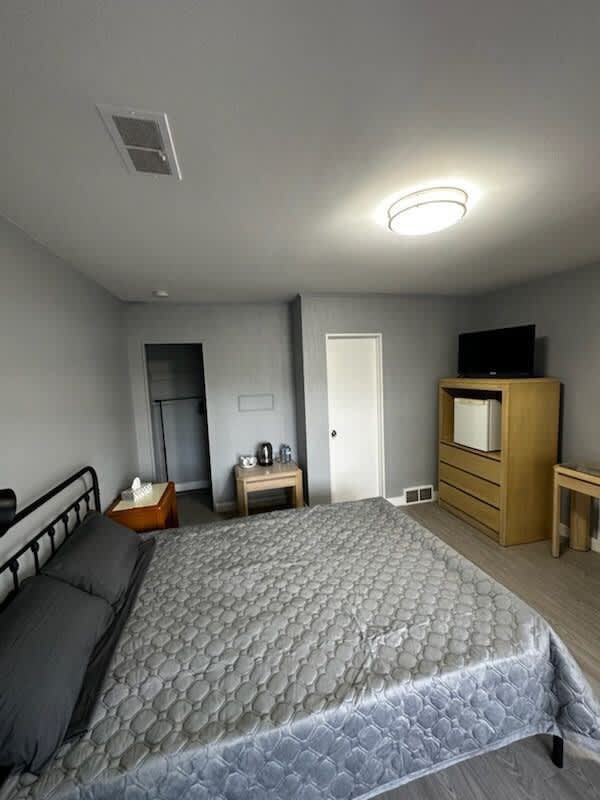 Niagara Falls 1-Bedroom Suite #18