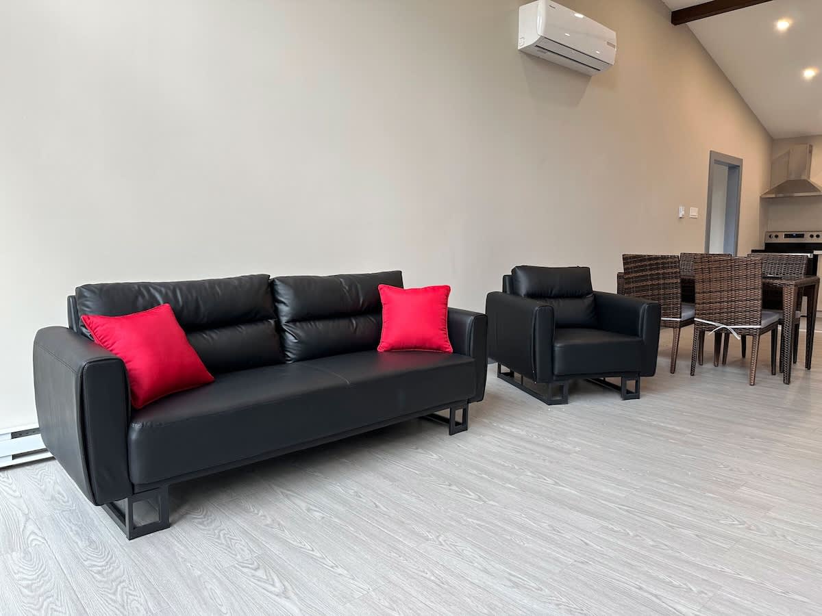 3-bedroom Lakefront Villa #1