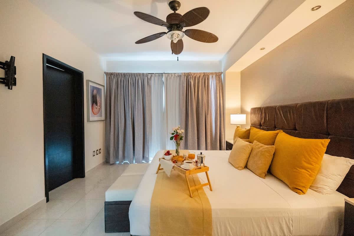 Private Poolview Balcony, Pet Friendly, JYC Suites — Puerto Vallarta, Jalisco — vacation rental