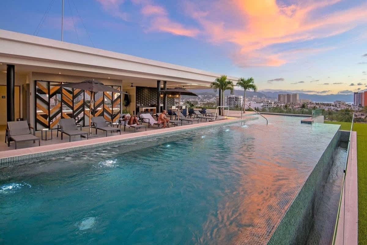 Penthouse Rooftop Condo, Pool, BBQ, Amazing Views! — Puerto Vallarta, Jalisco — vacation rental