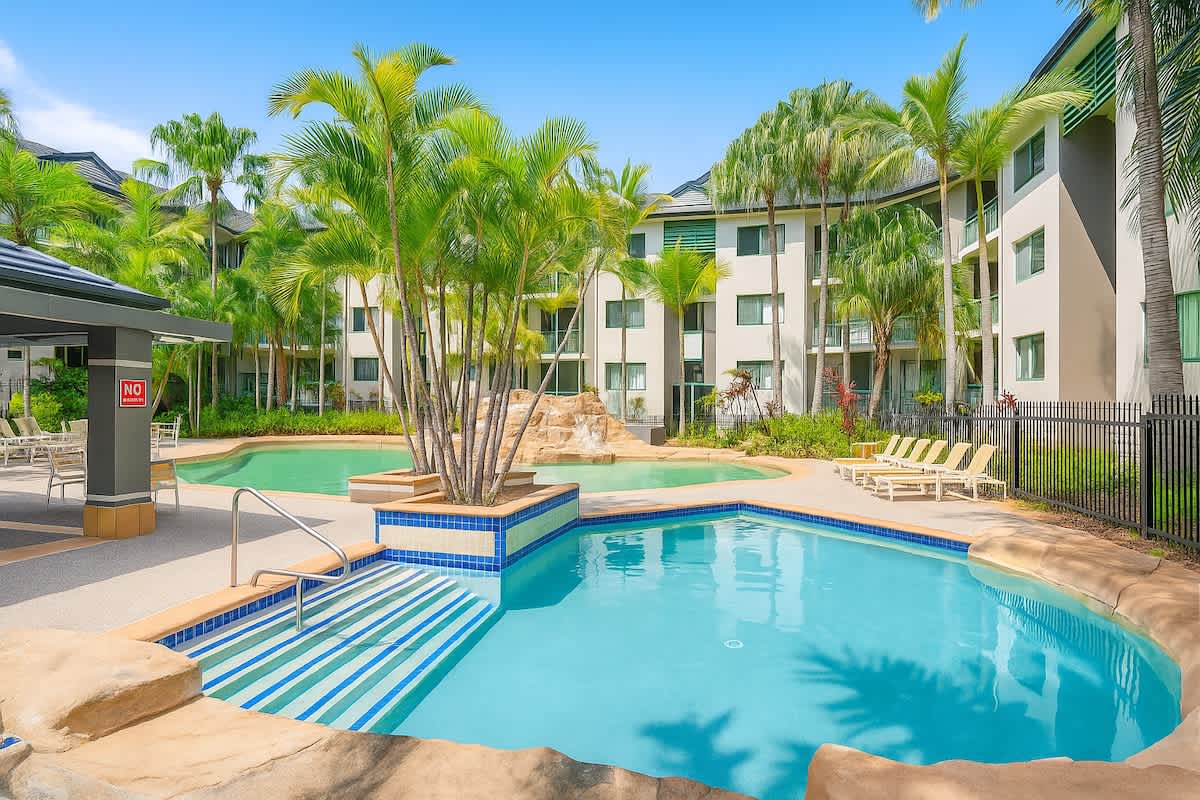 Currumbin Two Bedroom Palm Beach Retreat — Palm Beach, QLD — vacation rental
