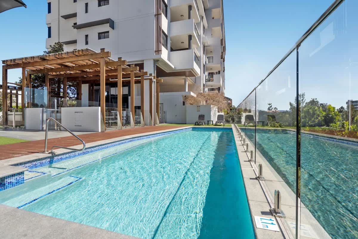 Luxury Lakeview 3BR Escape — Robina, Queensland — vacation rental