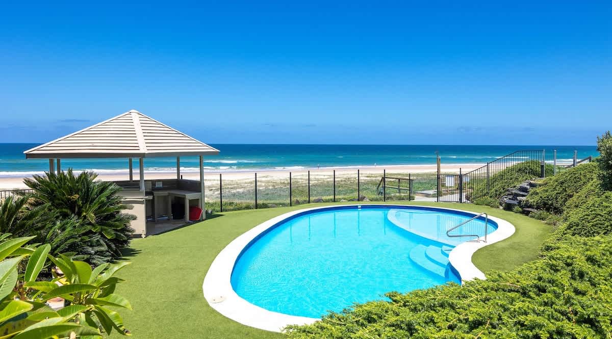Absolute Beachfront 3BR — Mermaid Beach, QLD — vacation rental