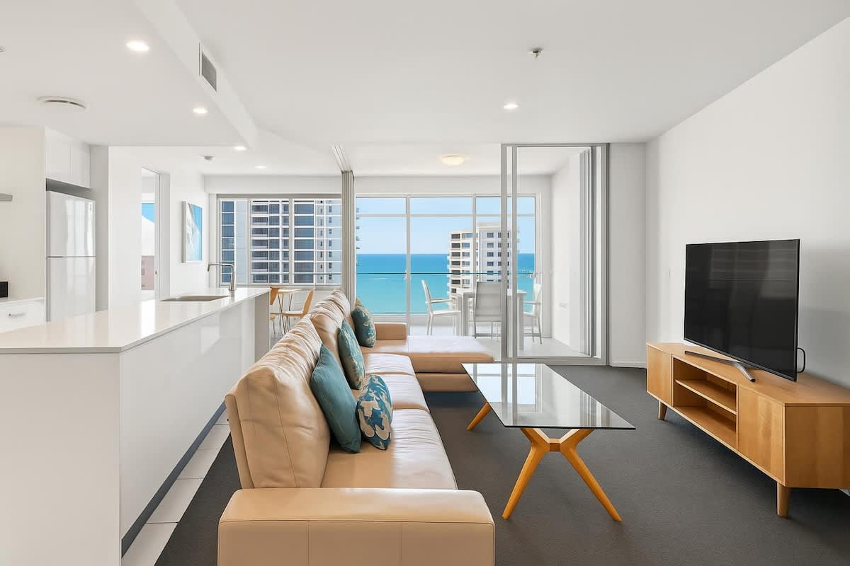 Level 13 Q Apartment Ocean View — Surfers Paradise, QLD — vacation rental